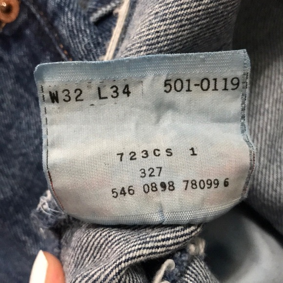 Levis Cut Off Button Fly Denim Jean Shorts - Picture 6 of 6